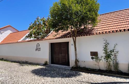 Abiul House | Pet-Friendly Casa do Arco with Oceanfront Views
