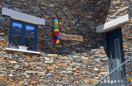 Sao Pedro do Sul House | Highly Rated Casa do Avô Zé: Family-Friendly Getaway