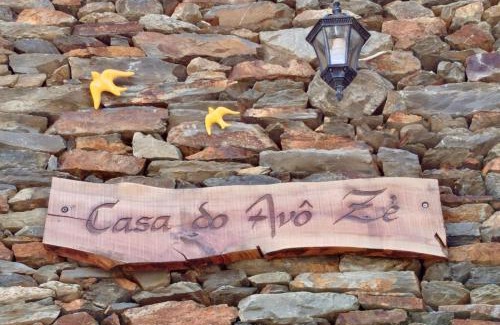 Sao Pedro do Sul House | Highly Rated Casa do Avô Zé: Family-Friendly Getaway