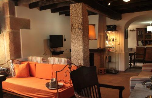 Alcains House | Discover Family-Friendly Comfort at Casa do Balcão