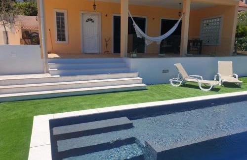 Pombeira House | Relax at Casa do Barco: 4-Star Oceanfront Retreat