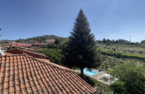 Carrazeda de Ansiaes Bed & Breakfast | Relax at CASA DO BECO B&B DOURO - Atelier with Ocean Views