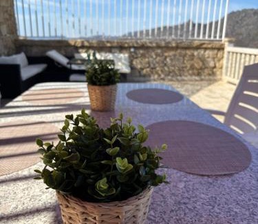 Montalegre House | Beautiful Casa do Beija: Oceanfront Family Retreat