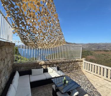 Montalegre House | Beautiful Casa do Beija: Oceanfront Family Retreat
