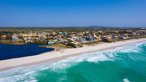 Foguete House | Beachfront Casa do Beiral Azul: 4-Star Family Retreat