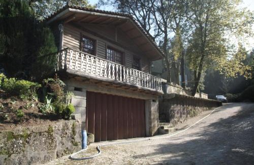 Rates House | Discover Casa do Bosque: Pet Friendly & Rated 9/10