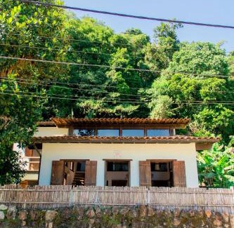 Ilha Grande House | Oceanfront Casa do Canto: Guest Rated 9/10 with Breakfast