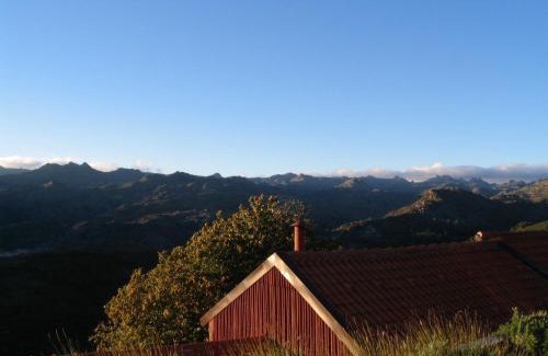 Montalegre House | Cozy Casa do Castanheiro: Pet-Friendly Family Retreat
