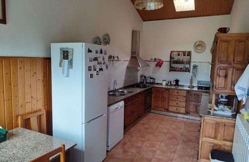 Touro Cottage | Relaxing Casa do Castelo: Ocean View for 6 Guests