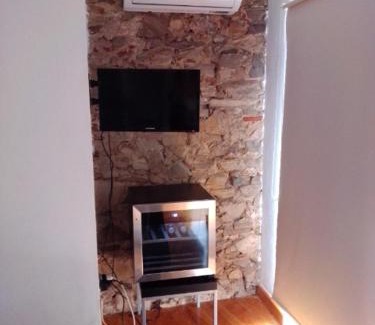 Abrantes House | Budget-Friendly Casa do Centro: Pet & Child Friendly Stay