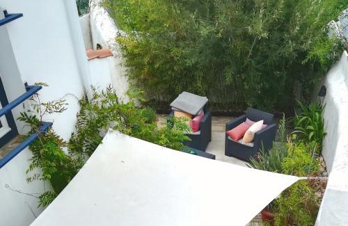 Abrantes House | Budget-Friendly Casa do Centro: Pet & Child Friendly Stay