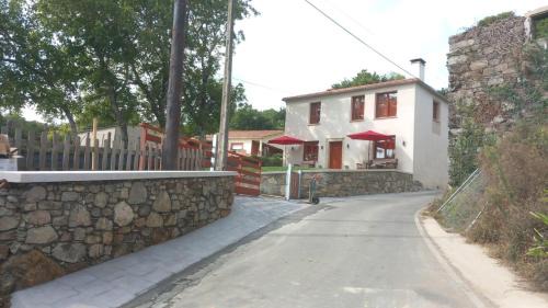 Toques House | Discover Casa do Crego: Oceanfront Bliss Awaits