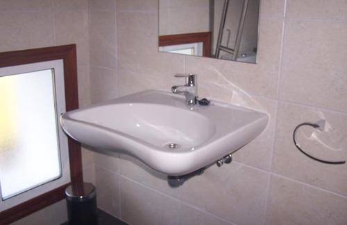 Tomino House | Pet-Friendly Casa do Cruceiro with Ocean View & Pool