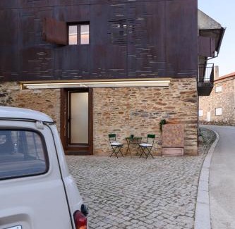 Macedo de Cavaleiros House | Discover Casa do Ferreiro: Family-Friendly and Highly Rated