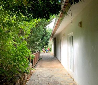 Vimioso House | Galo House: Family-Friendly Retreat with Top Guest Ratings