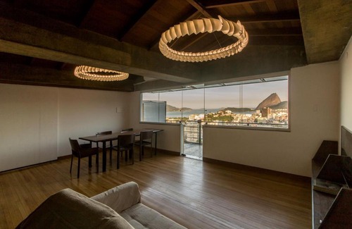Santa Teresa Apartment | Exceptional Stay at Casa Do Gato Cinzento with Breakfast
