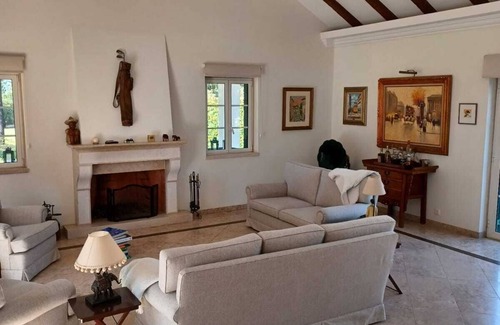 Quinta Do Conde House | Explore Family-Friendly Comfort at Casa do Golf Retreat