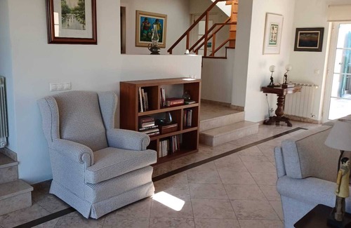 Quinta Do Conde House | Explore Family-Friendly Comfort at Casa do Golf Retreat
