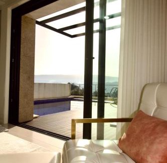 Amarante Villa | Discover Casa do Golfe by VinteOito - 4-Star Family Retreat