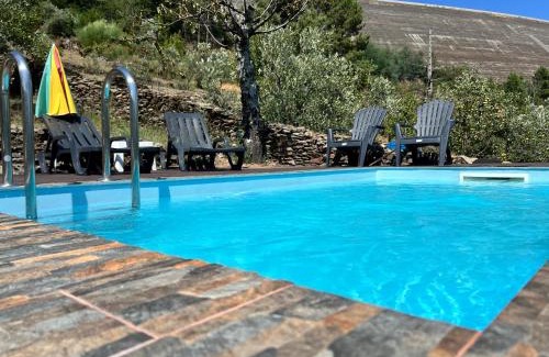 Parada House | Pet-Friendly Casa do Julien: Exceptional Mountain Getaway