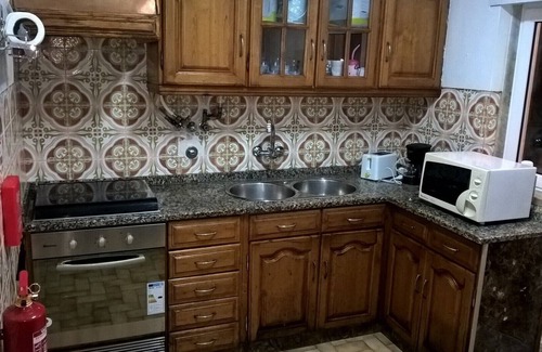Quinta Do Conde House | Pet-Friendly Casa do Limoeiro with Oceanfront Views