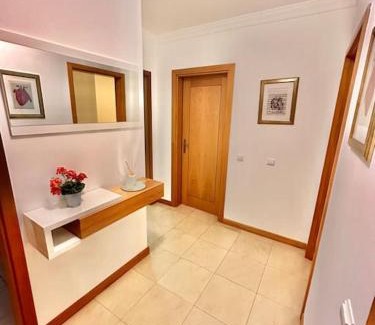 Gambelas Apartment | Welcoming Casa do Mar Faro: Pet-Friendly Retreat Rated 9.5