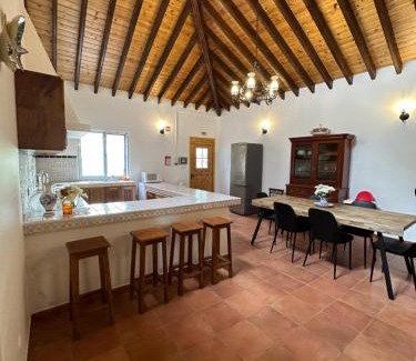 Faial Da Terra House | Family-Friendly Casa do Moinho with Top Guest Rating 9.1
