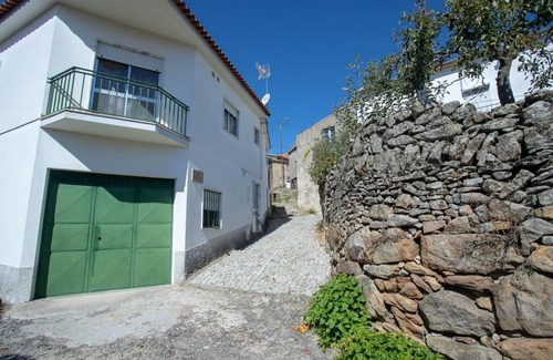 Meda House | Pet-Friendly Casa do Outeiro with High Guest Ratings