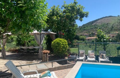 Mondim de Basto House | Relax at Casa do Outeiro: 4-Star Retreat with Ocean Views