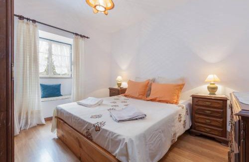 Mondim de Basto House | Relax at Casa do Outeiro: 4-Star Retreat with Ocean Views