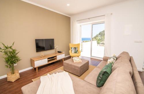 Faial Da Terra House | Inviting Casa do Outeiro with Heated Pool & Ocean Views