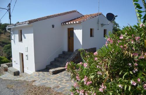 Santa Maria de Marvao House | Pet-Friendly Casa do Pássaro: Rated 9.8 by Guests