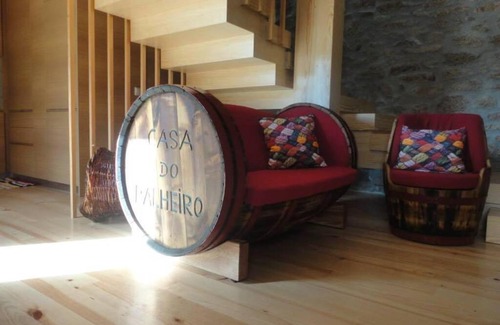 Sendim House | Inviting Casa do Palheiro: Breakfast & Family-Friendly Stay