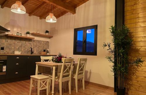 Cabril House | Relaxing Mountain Lodge with Pool and Ocean Views