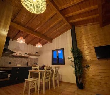 Cabril House | Relaxing Mountain Lodge with Pool and Ocean Views