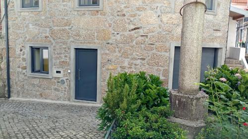 Loriga House | Discover Casa do Pelourinho: Child-Friendly Retreat
