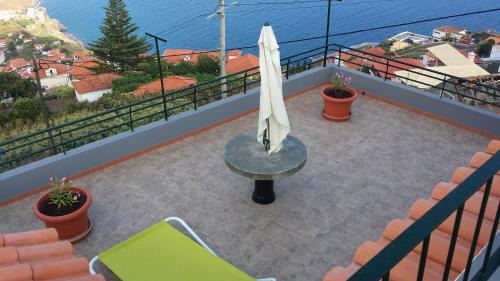 Camara de Lobos House | Discover Casa do Pico: Oceanfront Retreat with Spa Access