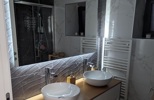 Vila Verde House | Pet-Friendly Family Retreat at Casa do Pico