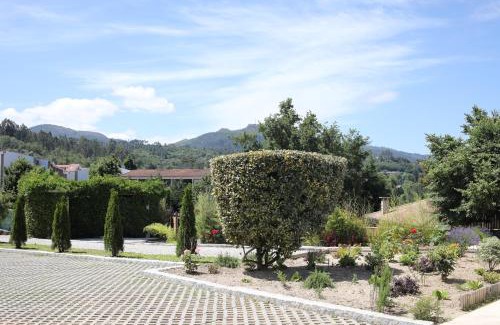 Sao Tiaguinho Bed & Breakfast | Discover Casa dos Remendos: Oceanfront Retreat with Pool