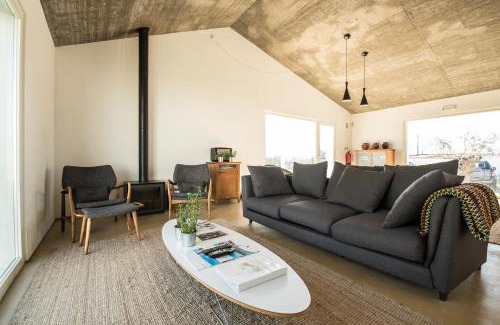 Beja House | Eco Design Country House with Pool & Ocean View Awaits