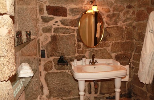 Sear House | Relax at Casa Do Sear: Spa, Restaurant & Family-Friendly