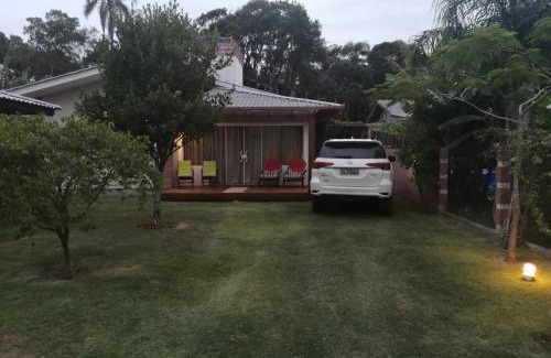Garopaba House | Relaxing Family Retreat at Casa do Sossego for 9 Guests