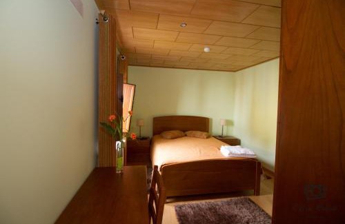 Sabugueiro House | Guest Rated Casa do Telheiro: Family-Friendly Retreat