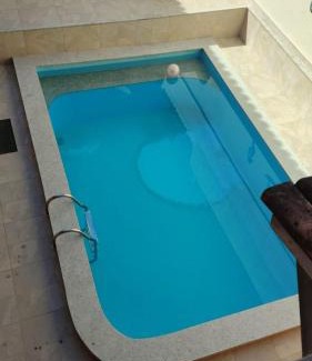 Praia do Morro House | Inviting Casa do Tio Patricio: Pet-Friendly with Pool