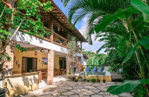 Veloso House | Discover Casa do Veloso: Family-Friendly & Pet Welcoming