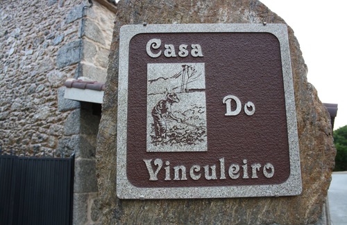 A Bana Cottage | Discover Casa do Vinculeiro A FIEITEIRA with Ocean View & Spa