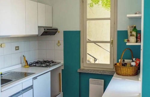 Belgirate Apartment | Relax at Casa Dolce Vita: Oceanfront Getaway Awaits