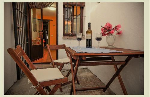 Jimena de la Frontera House | Family-Friendly Casa Dolores with Outstanding 9/10 Ratings