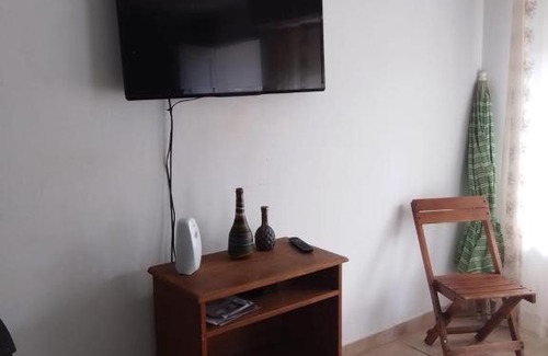 Carhue House | Family-Friendly Stay at Casa Don Pedro with Pet Amenities