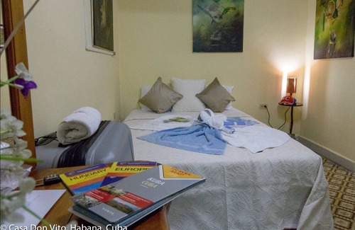 El Vedado House | Budget-Friendly Casa Don Vito with Spa and Breakfast